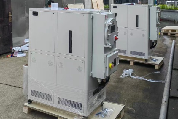 江蘇某科技公司購買的防爆高低溫一體機(jī)系統(tǒng)設(shè)備已發(fā)貨