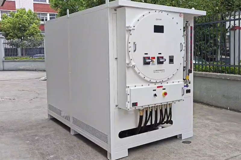 浙江衢州某化工廠采購(gòu)95kW防爆加熱控溫系統(tǒng)助力閃蒸工藝 圖1