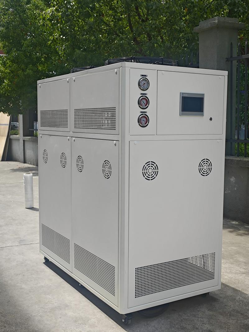 上海某儀器公司采購(gòu)25kW高低溫控溫系統(tǒng)提升反應(yīng)釜實(shí)驗(yàn)效能 圖3