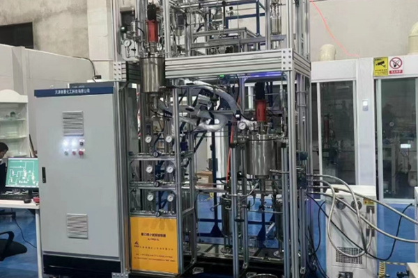 反應(yīng)釜制冷加熱系統(tǒng)運(yùn)行時(shí)需控制好哪些技術(shù)參數(shù)？